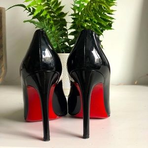 Christian Louboutin Pumps